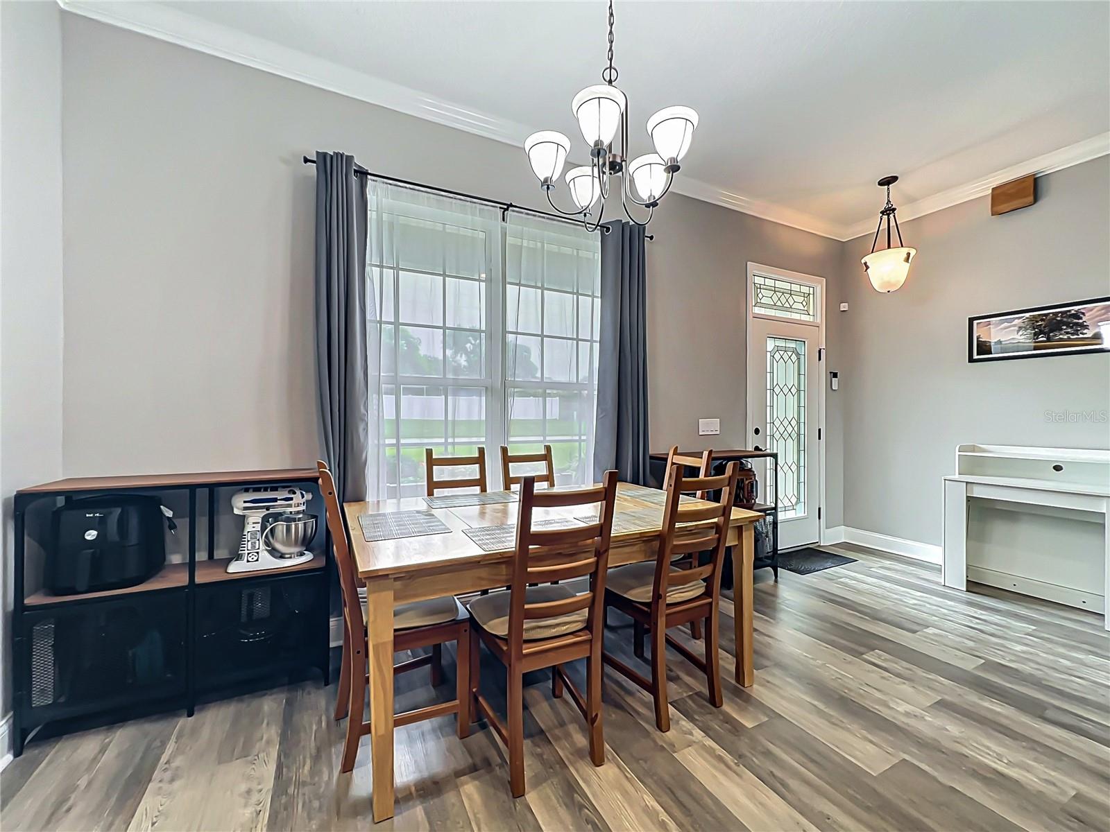 300 E GENEVA ST, OCOEE, FL, 34761