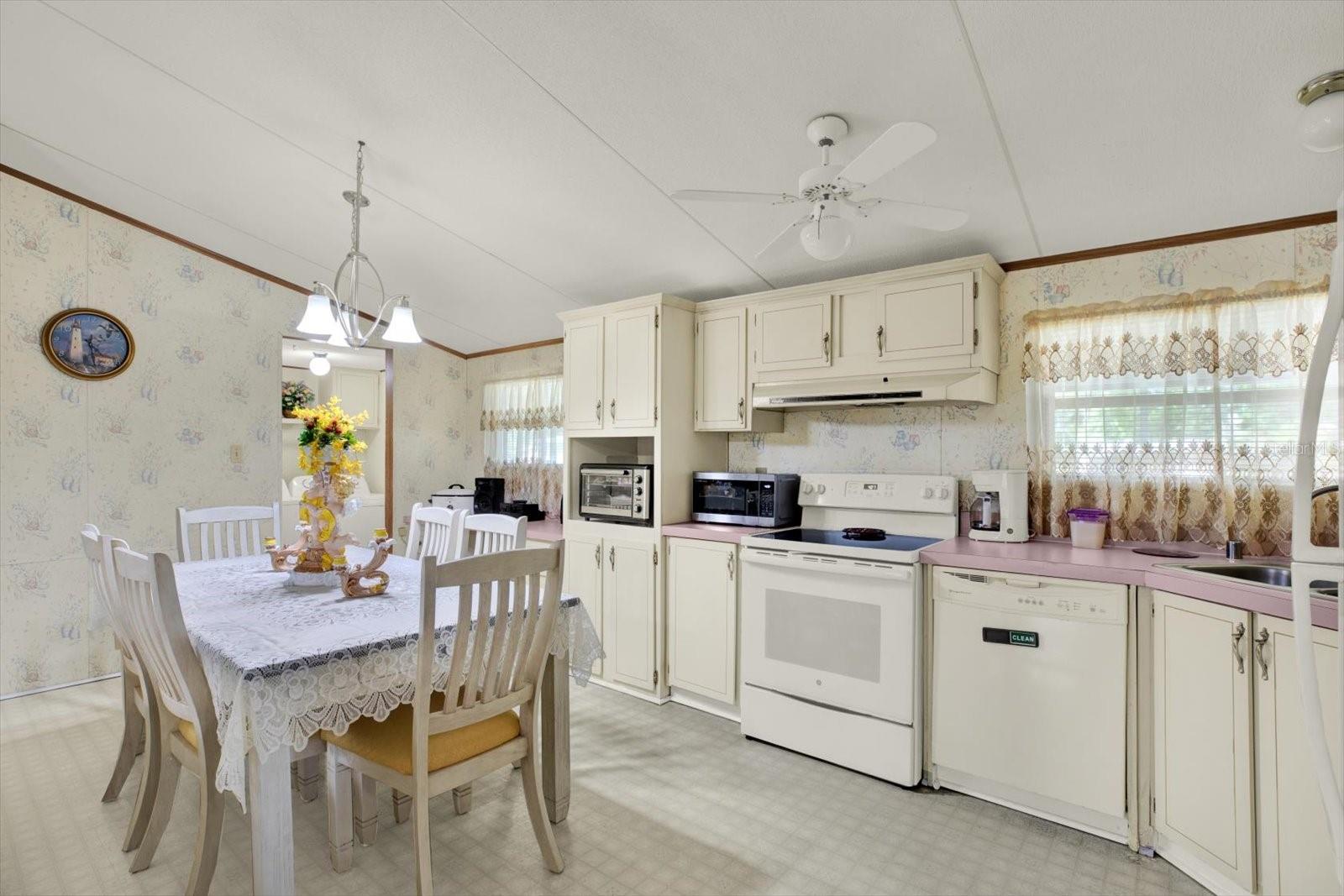 1424 CROSS BOW LN, SPRING HILL, FL, 34607
