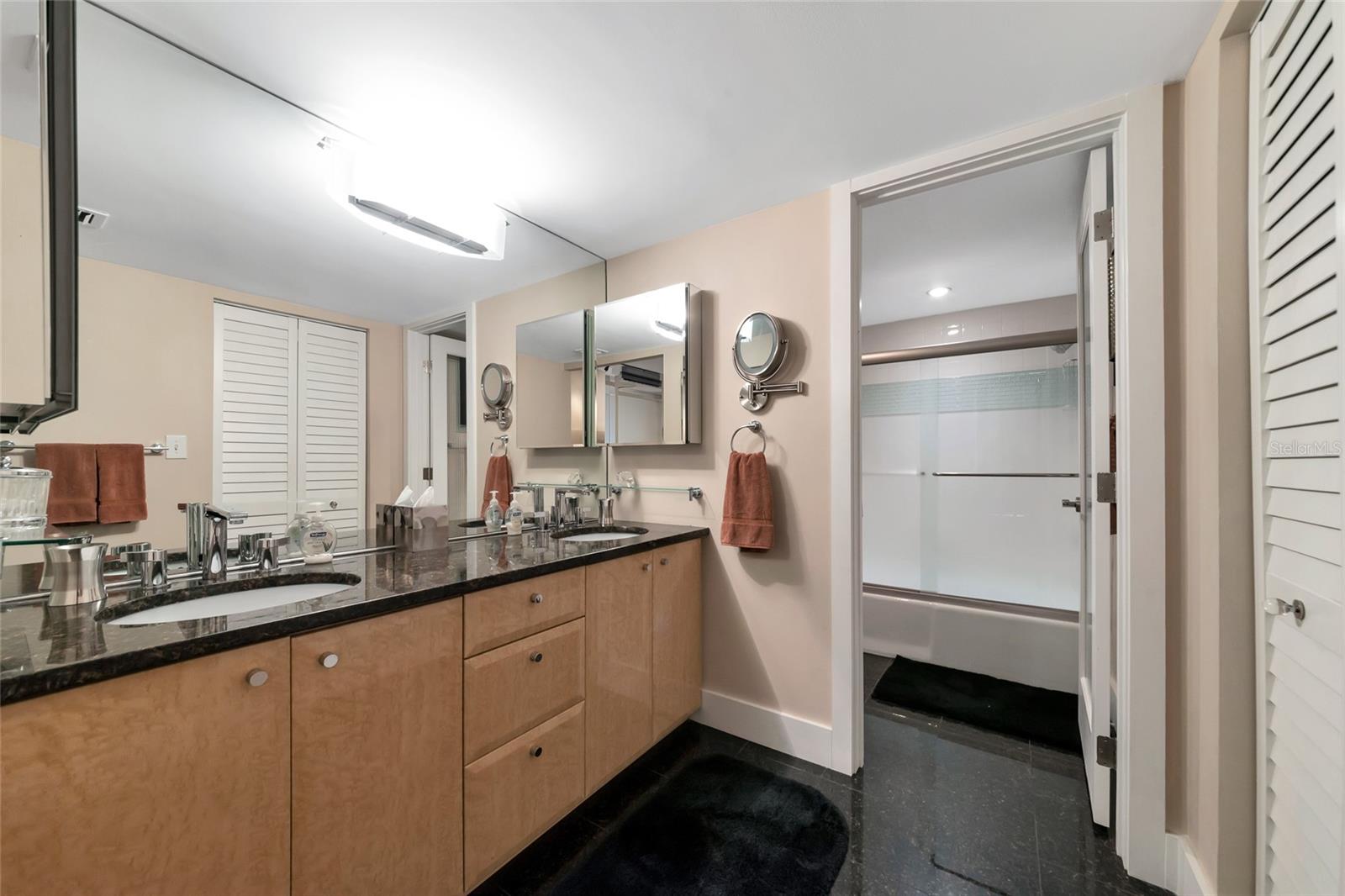 1111 N GULFSTREAM AVE #1A AVE #1A, SARASOTA, FL, 34236