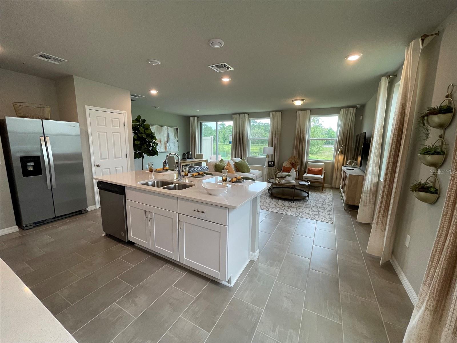 732 LEGACY DR, DAVENPORT, FL, 33896