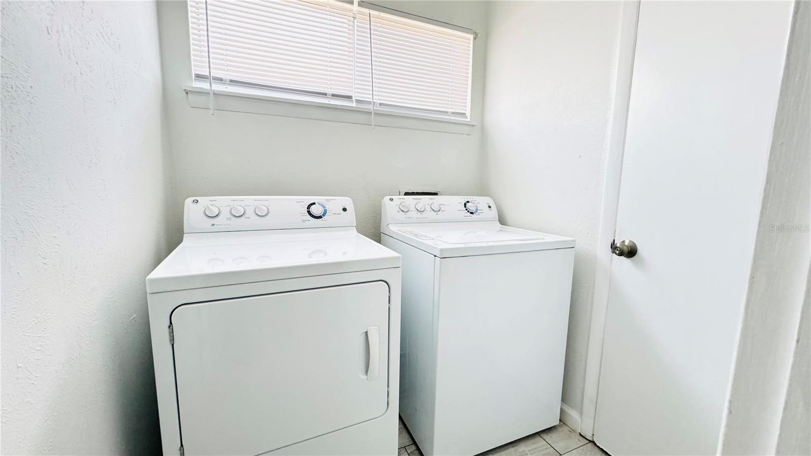 4016 WOODFERN DR #B8, ORLANDO, FL, 32839