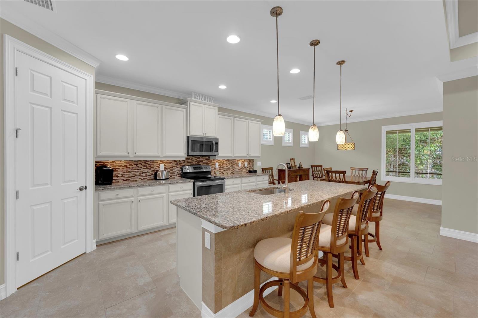8720 WESTWOOD OAKS PL, FORT MYERS, FL, 33908