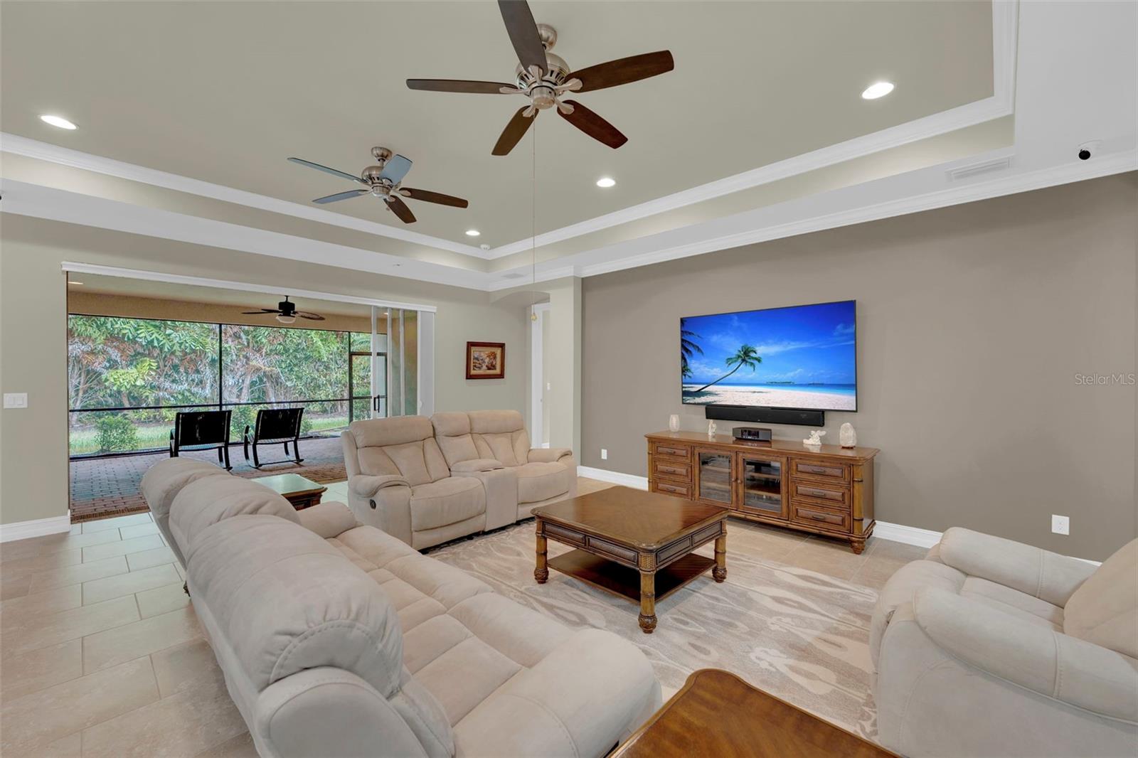 8720 WESTWOOD OAKS PL, FORT MYERS, FL, 33908