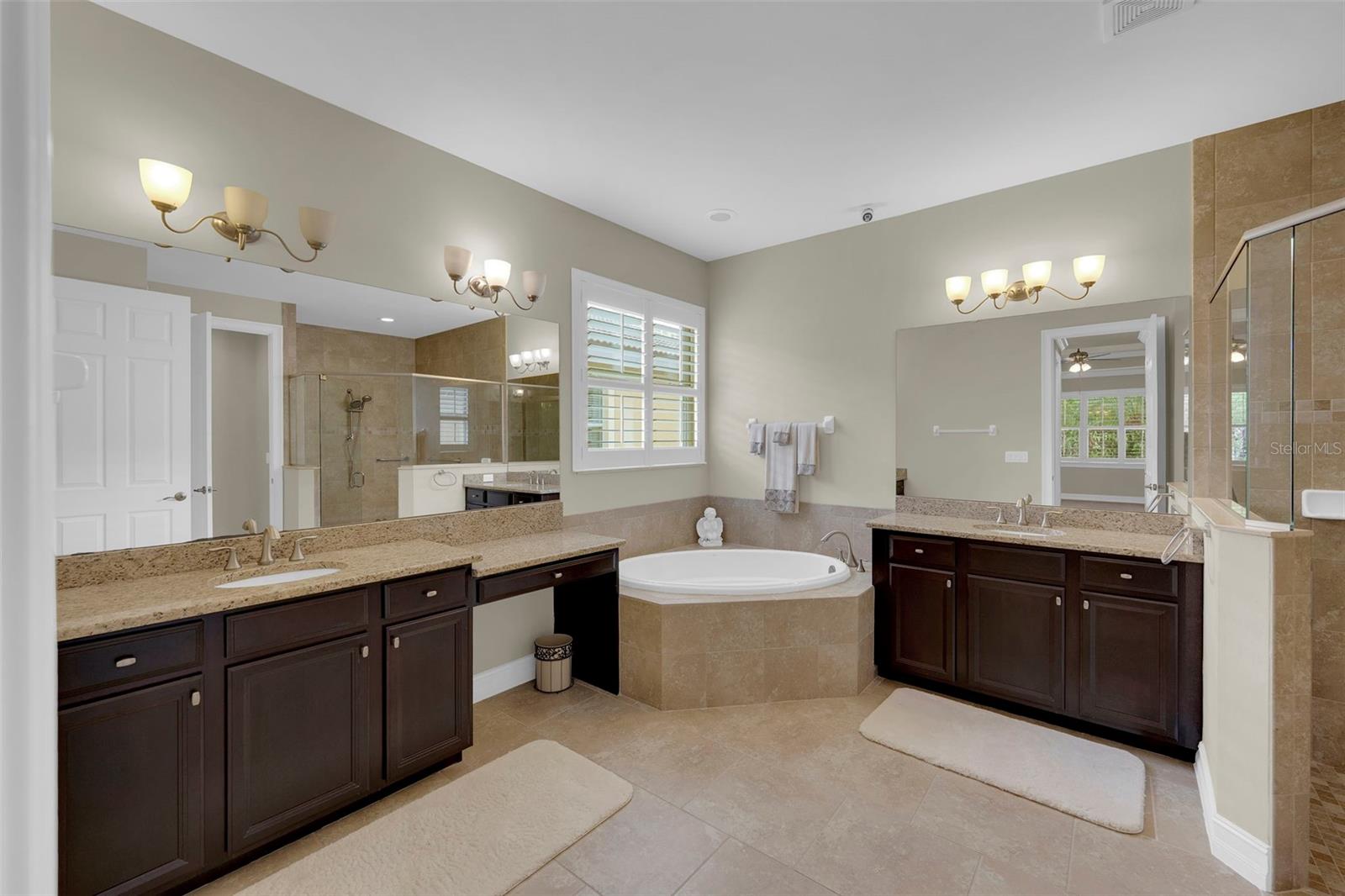 8720 WESTWOOD OAKS PL, FORT MYERS, FL, 33908