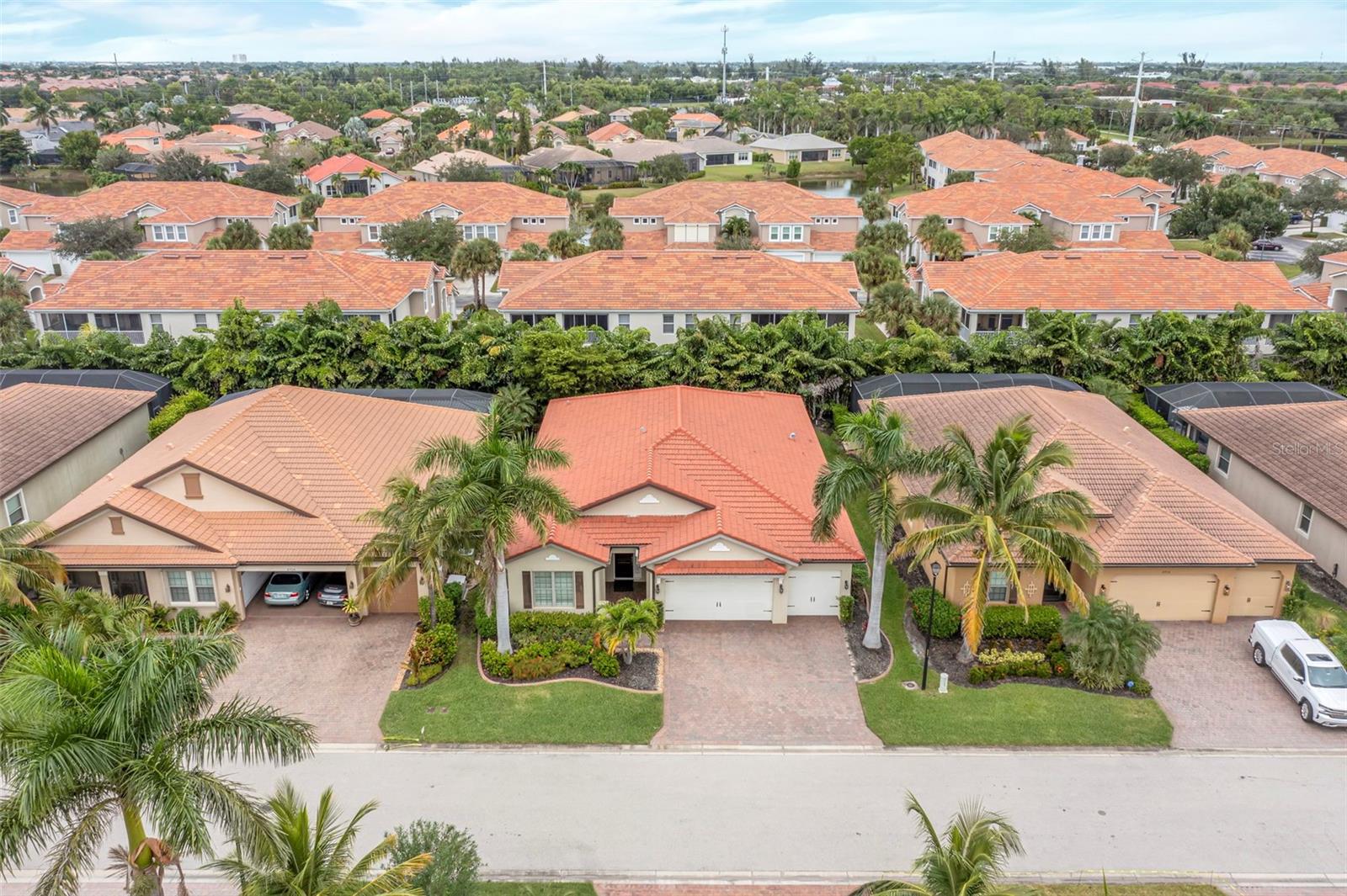 8720 WESTWOOD OAKS PL, FORT MYERS, FL, 33908