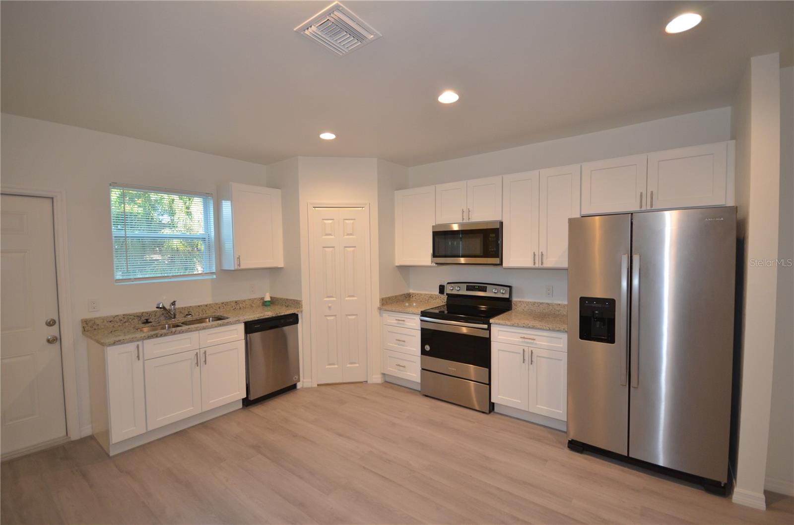 3341 WILLARD ST, FORT MYERS, FL, 33916
