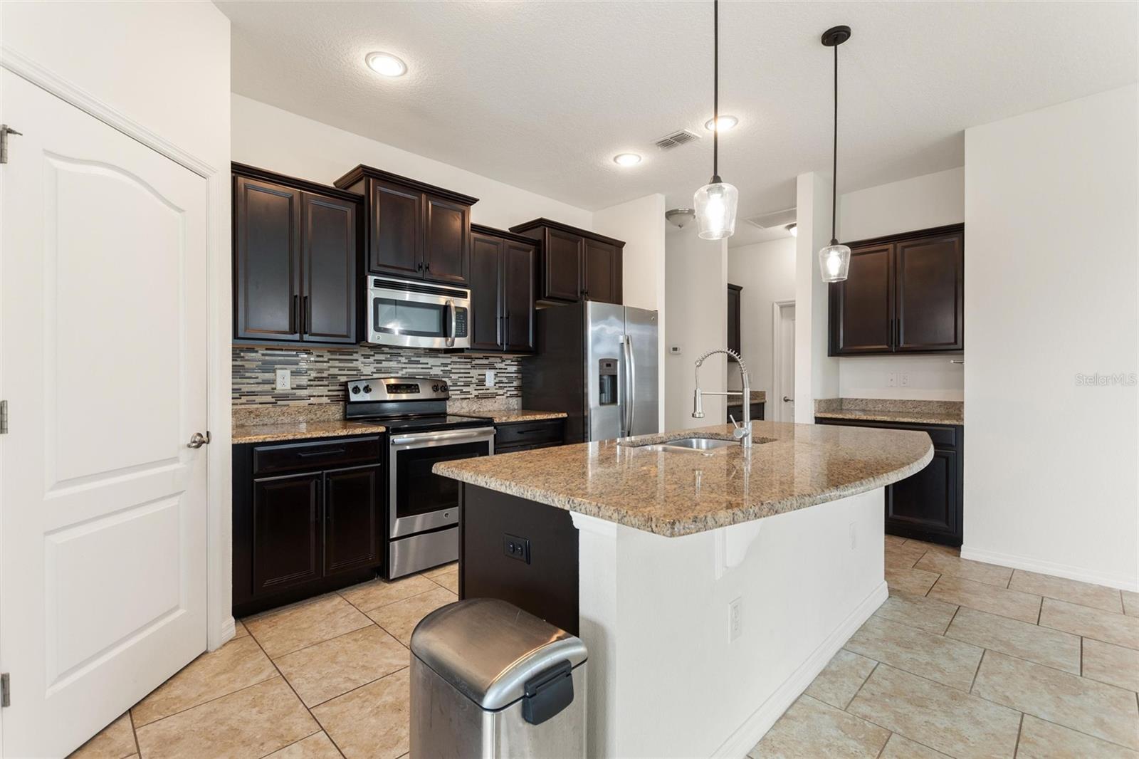 2951 TOP WATER WAY, KISSIMMEE, FL, 34746