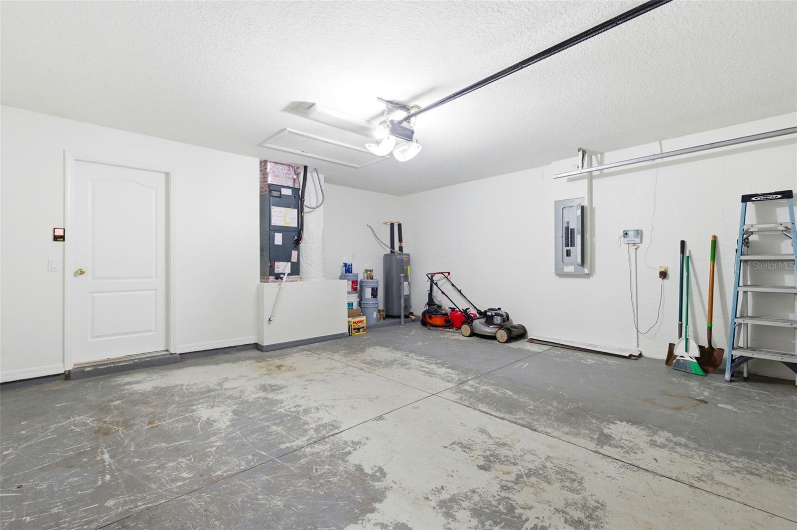 7315 NEWHALL PASS LN, WESLEY CHAPEL, FL, 33545
