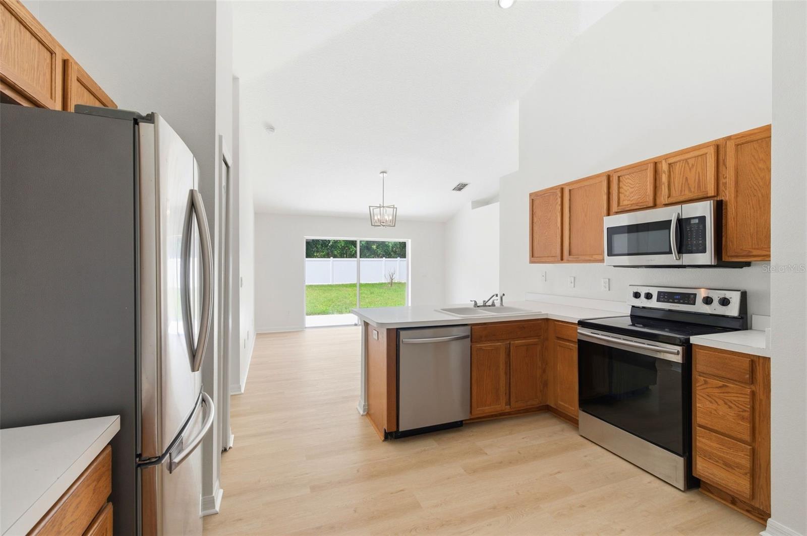 7315 NEWHALL PASS LN, WESLEY CHAPEL, FL, 33545