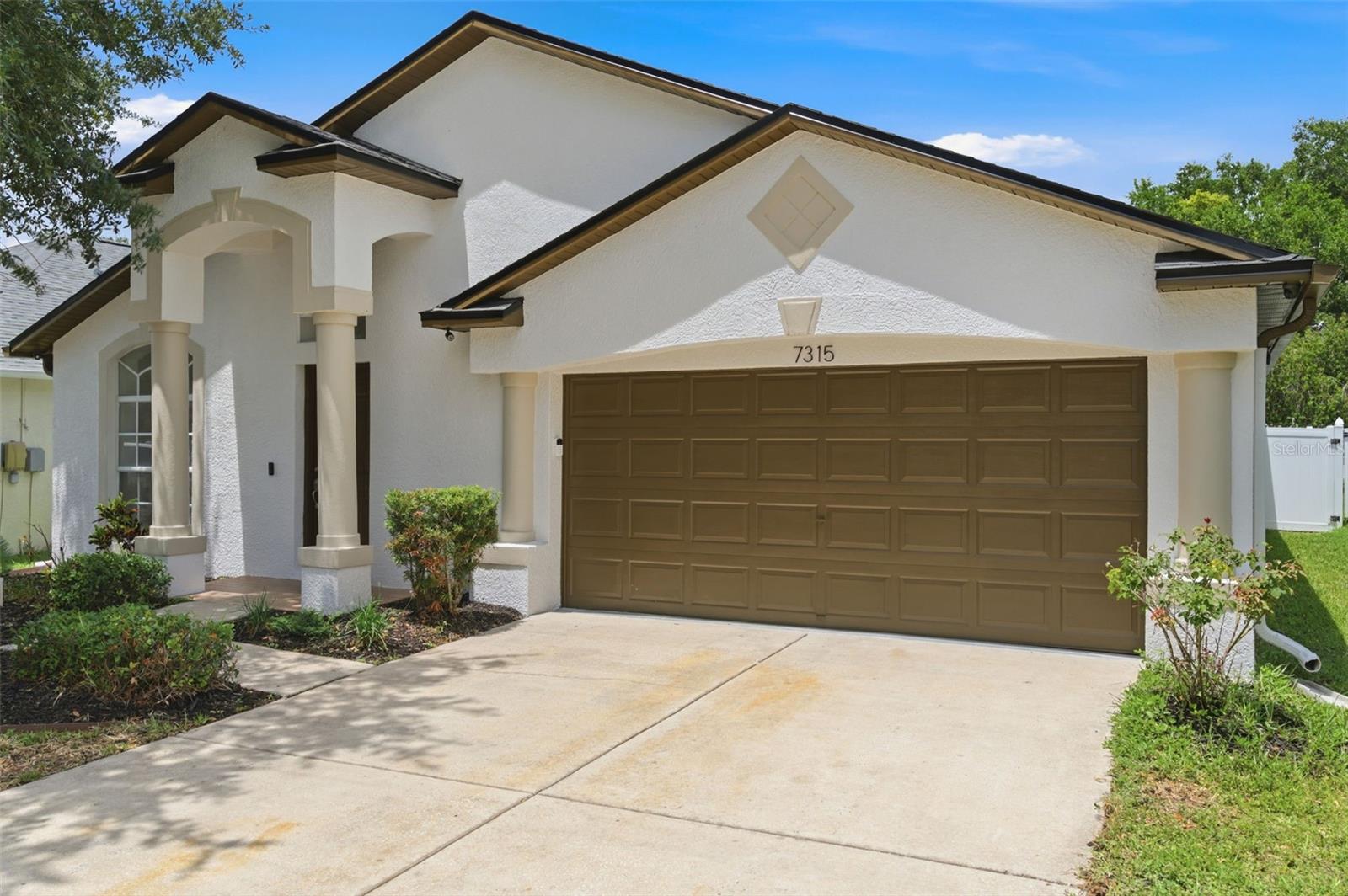 7315 NEWHALL PASS LN, WESLEY CHAPEL, FL, 33545