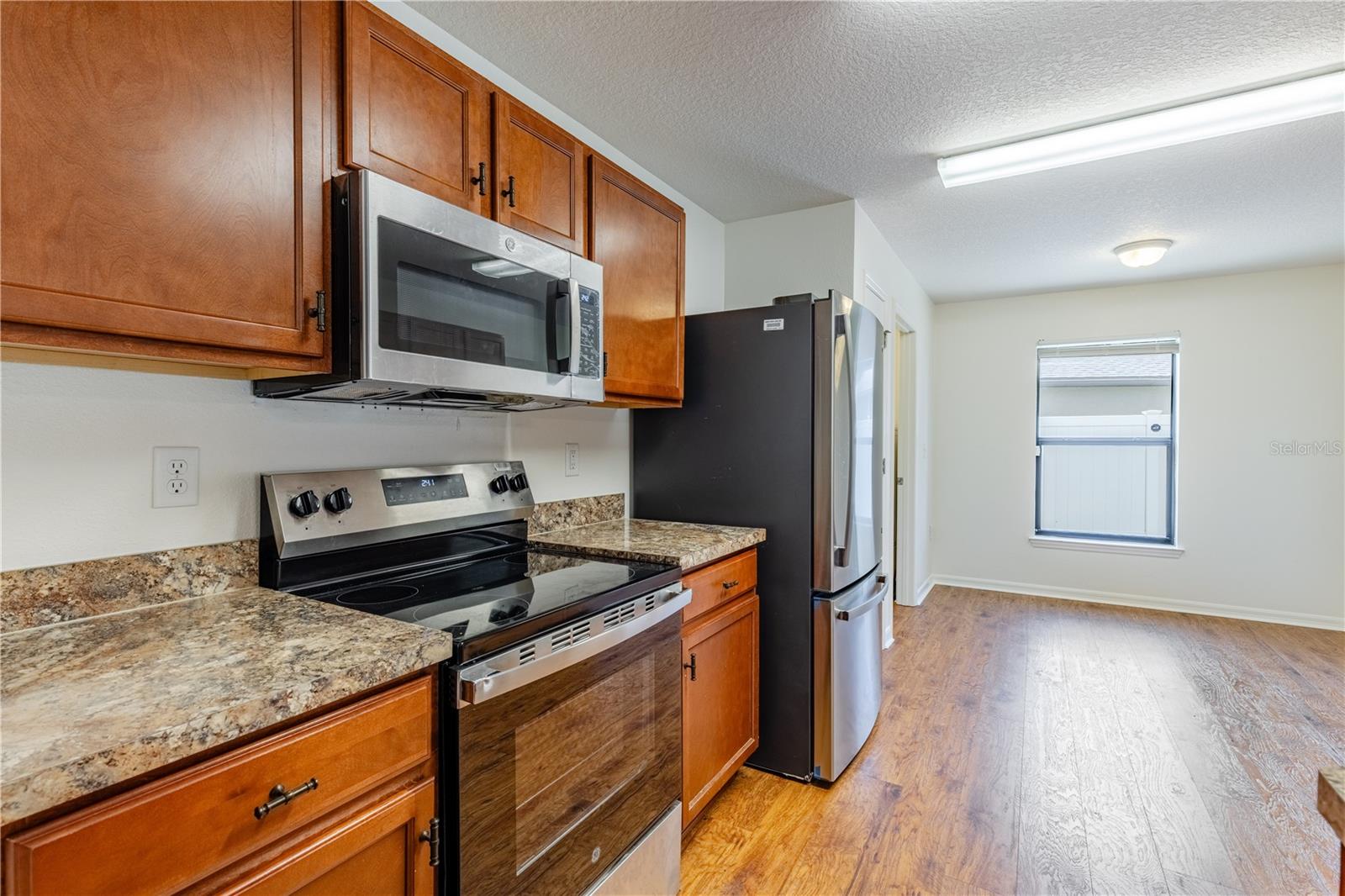 2428 BEXLEY DR, TAVARES, FL, 32778