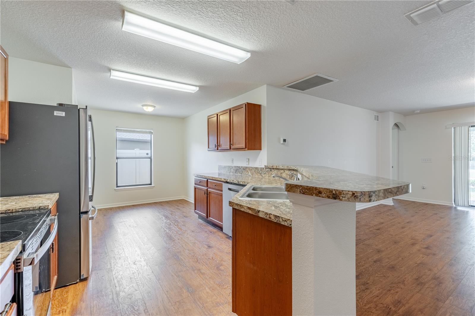 2428 BEXLEY DR, TAVARES, FL, 32778