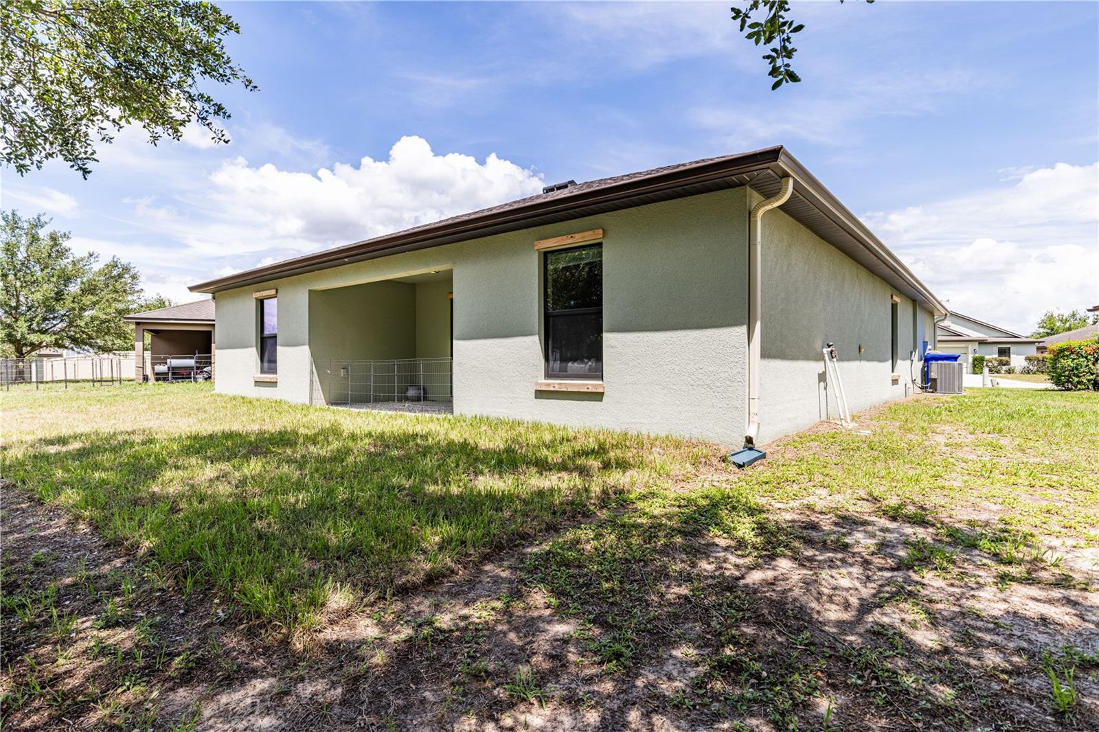 2428 BEXLEY DR, TAVARES, FL, 32778