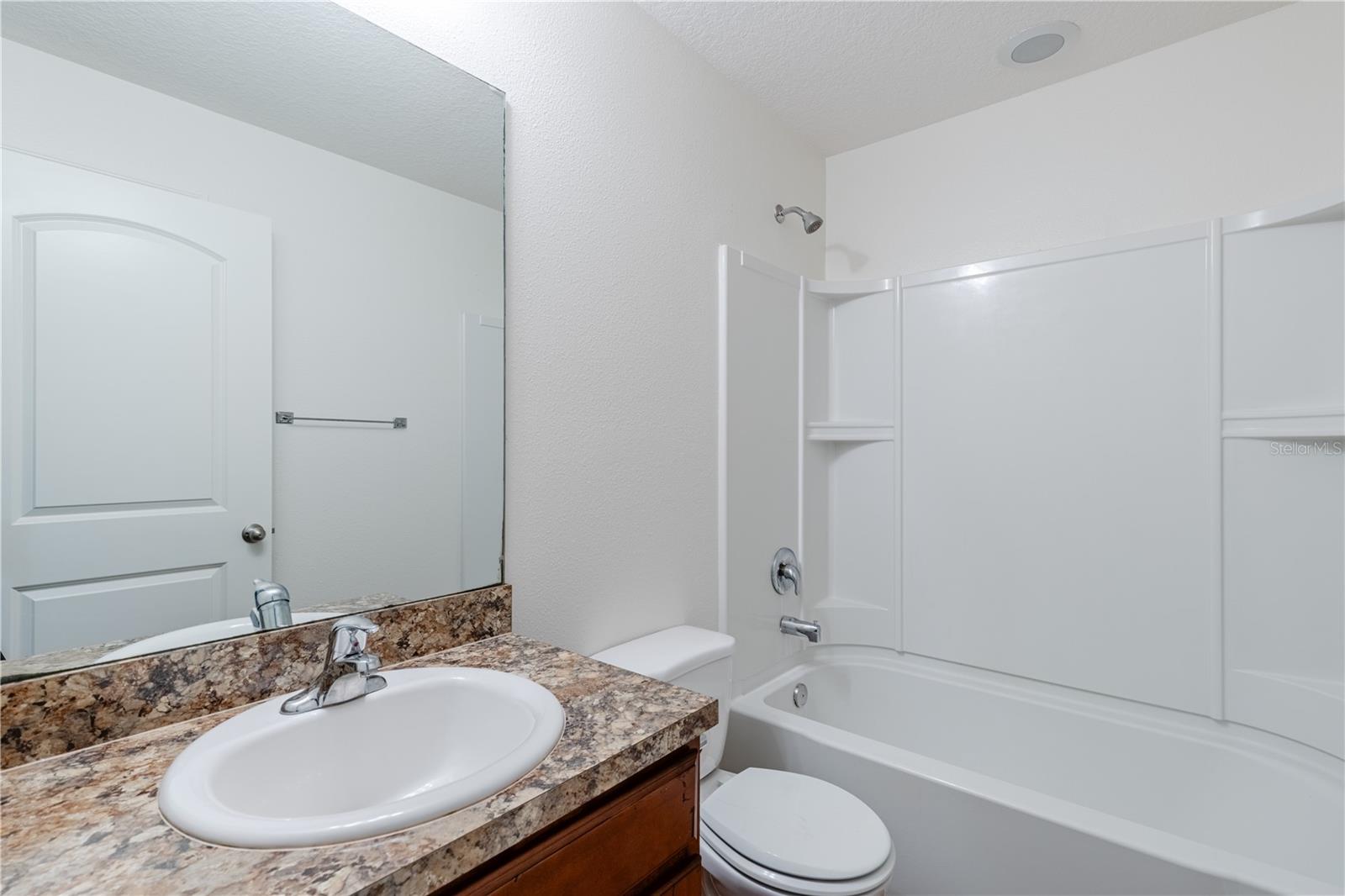2428 BEXLEY DR, TAVARES, FL, 32778