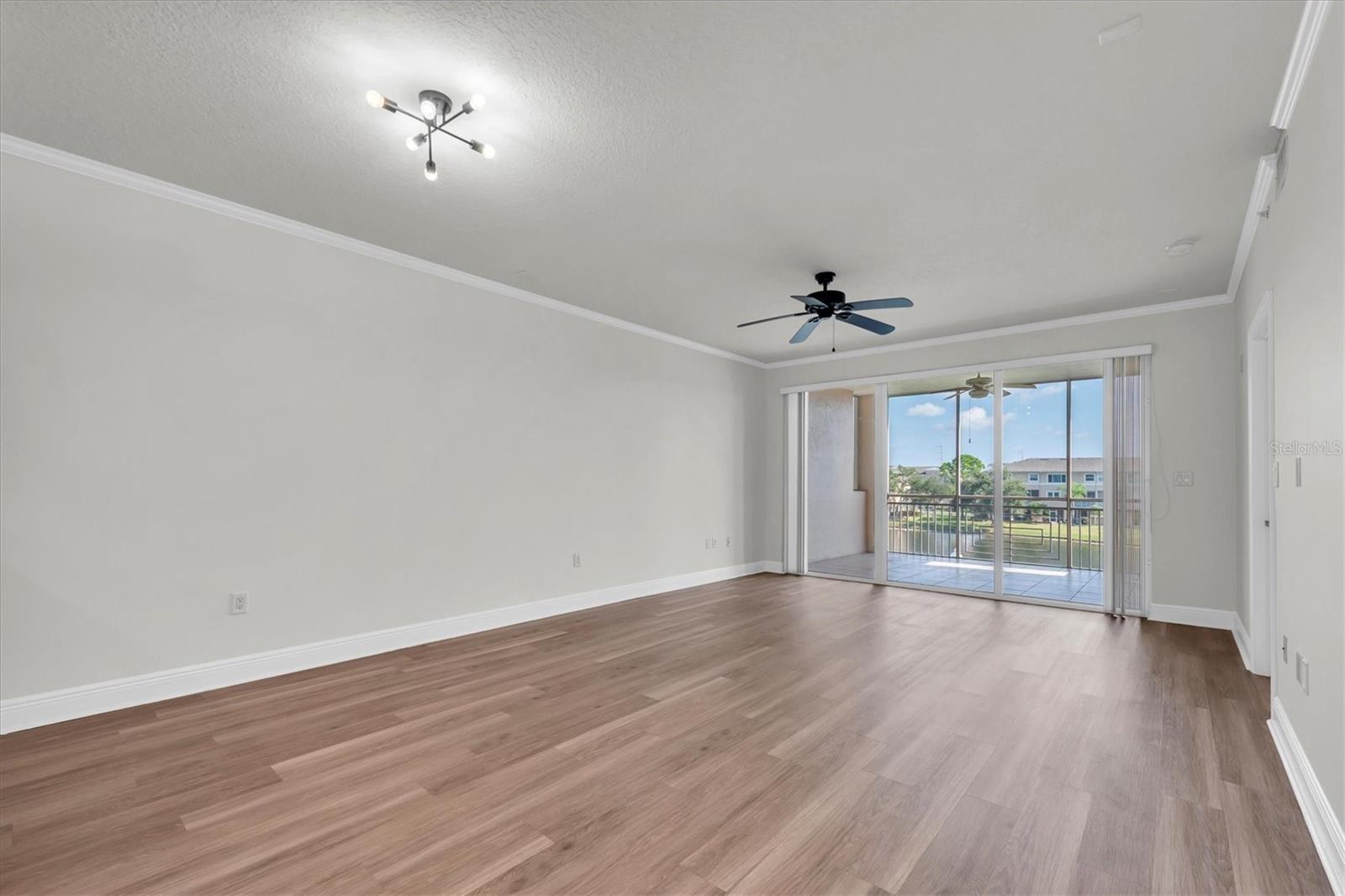 7069 KEY HAVEN RD #302, SEMINOLE, FL, 33777
