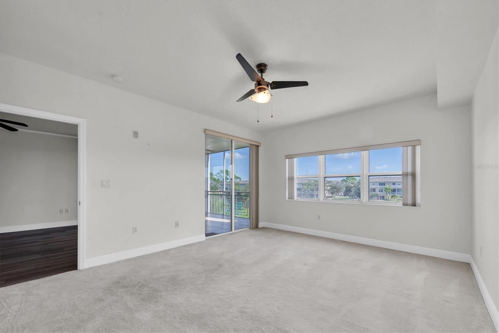 7069 KEY HAVEN RD #302, SEMINOLE, FL, 33777