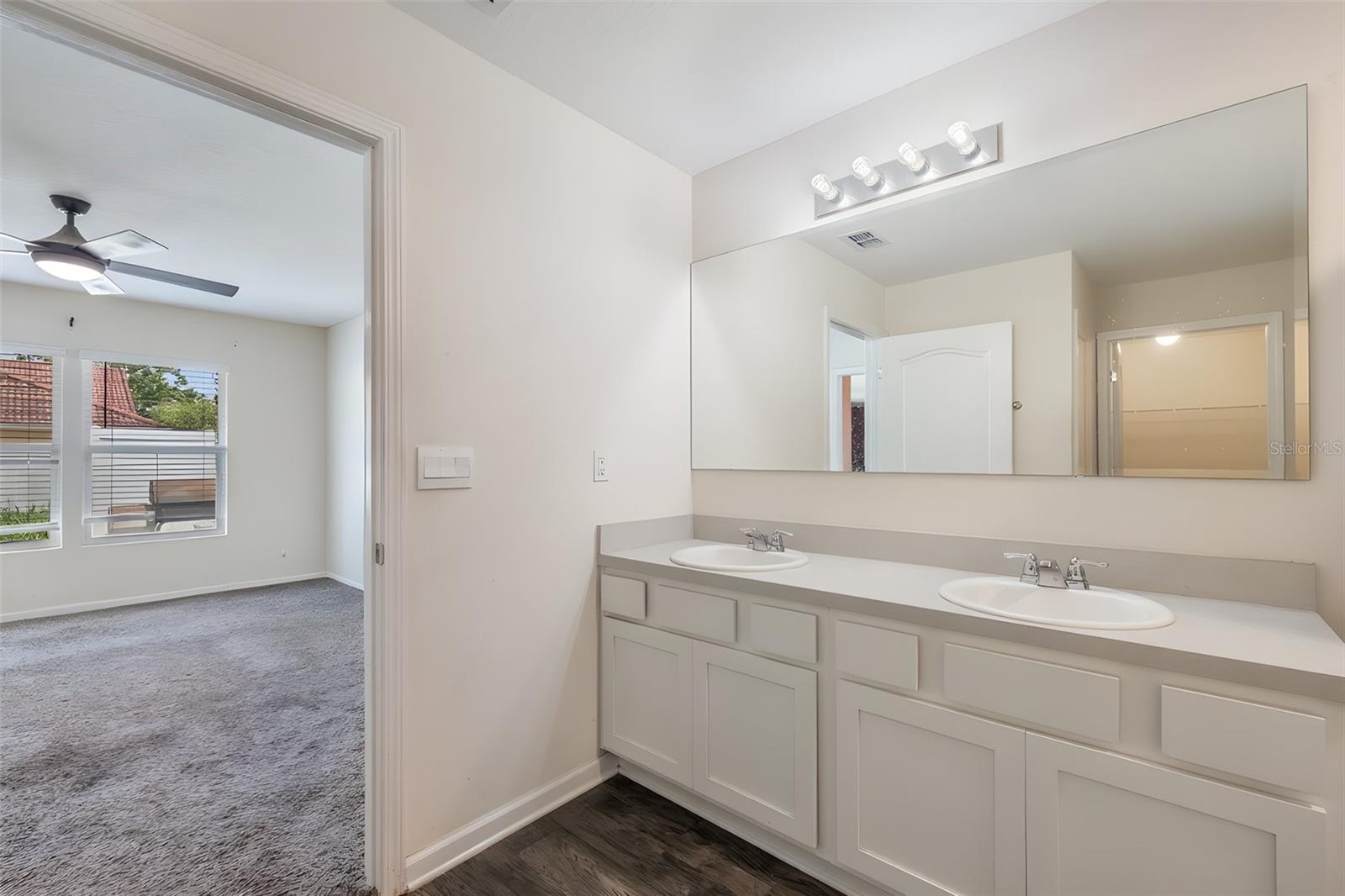 54 PATCHOGUE LN, PALM COAST, FL, 32164