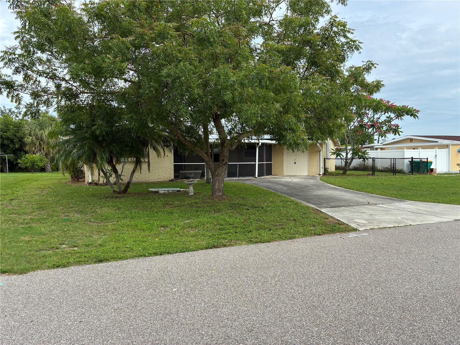 160 DEERFIELD AVE NE, PORT CHARLOTTE, FL, 33952