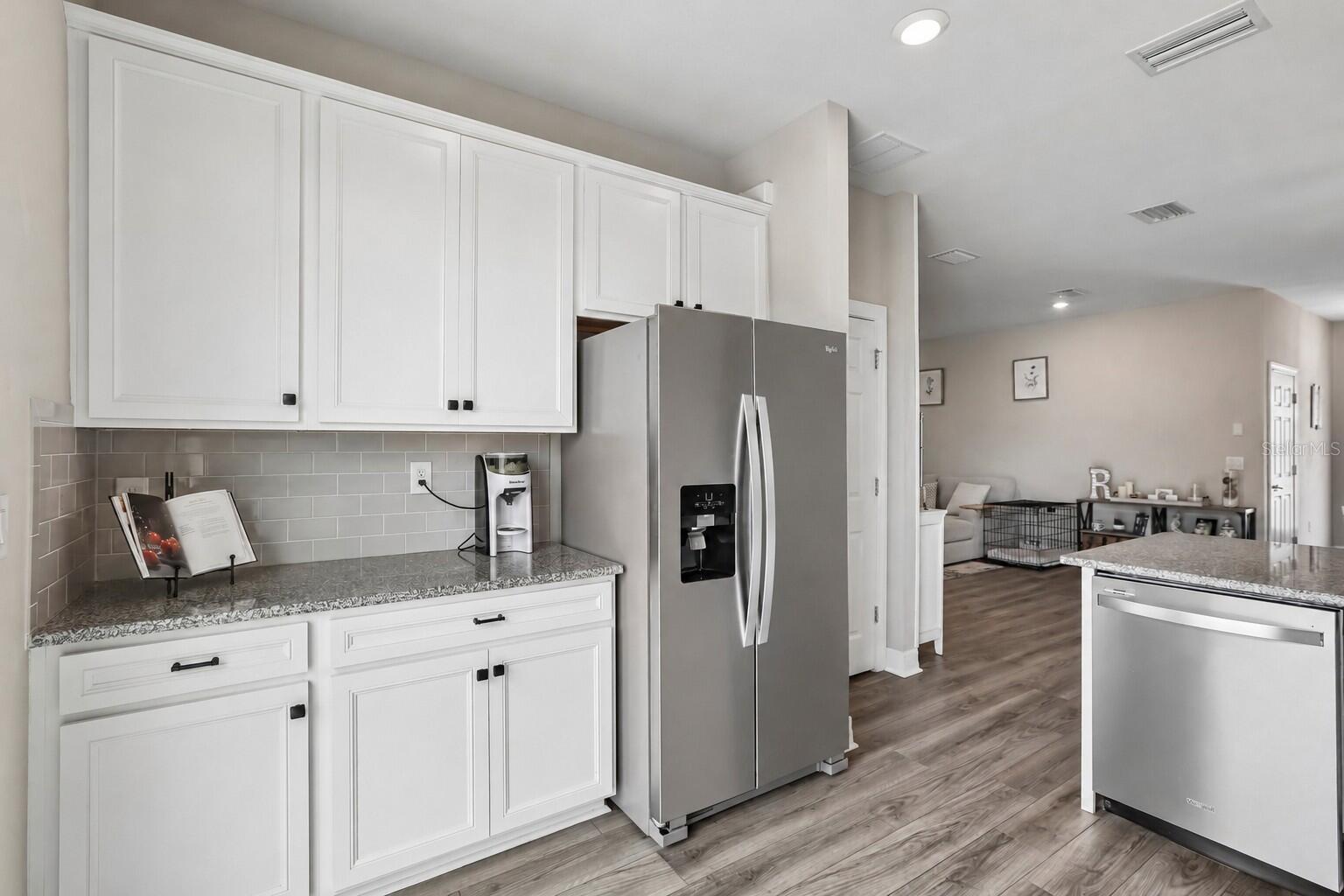 7673 YALE HARBOR DR, WESLEY CHAPEL, FL, 33545