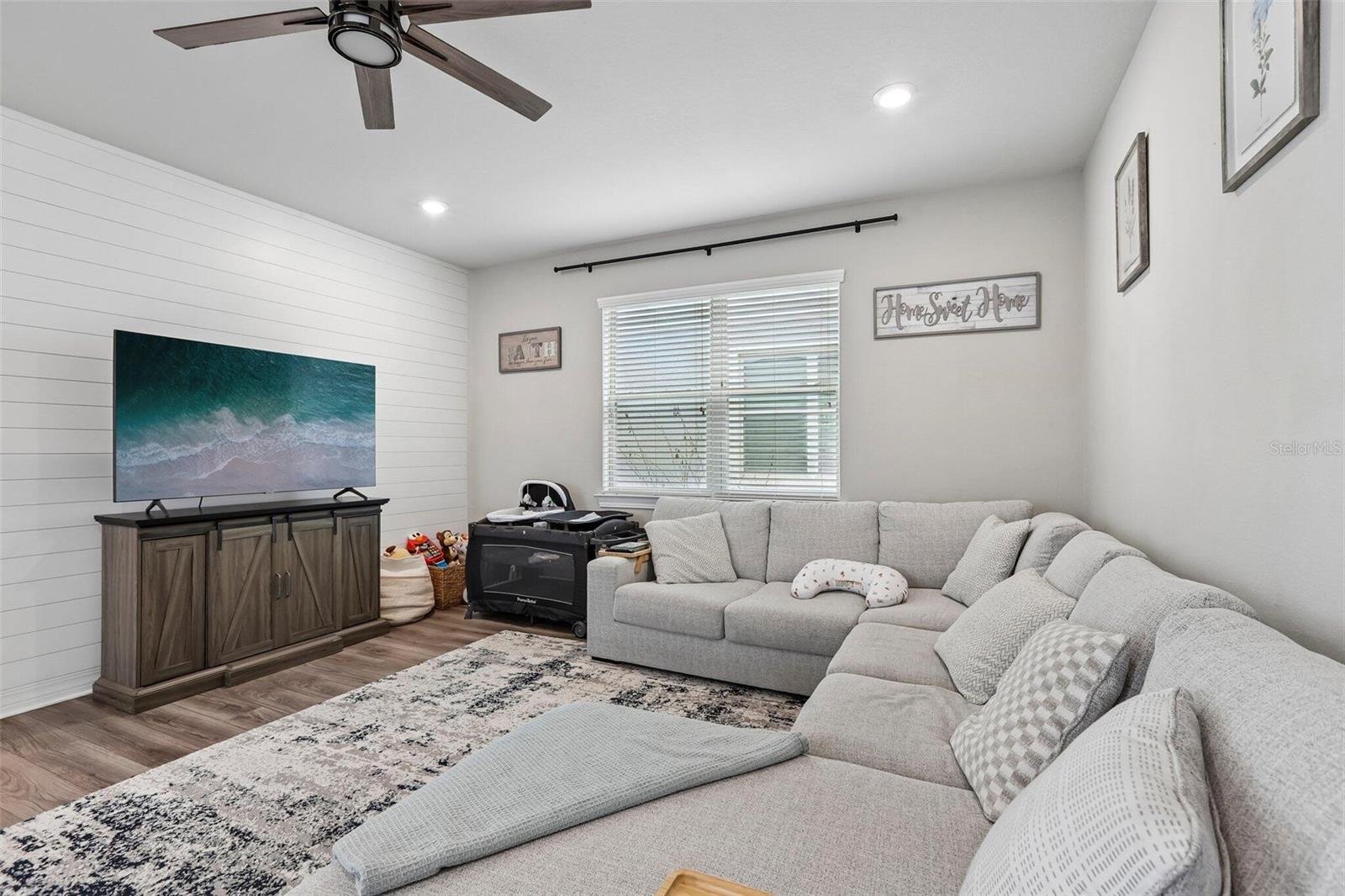 7673 YALE HARBOR DR, WESLEY CHAPEL, FL, 33545