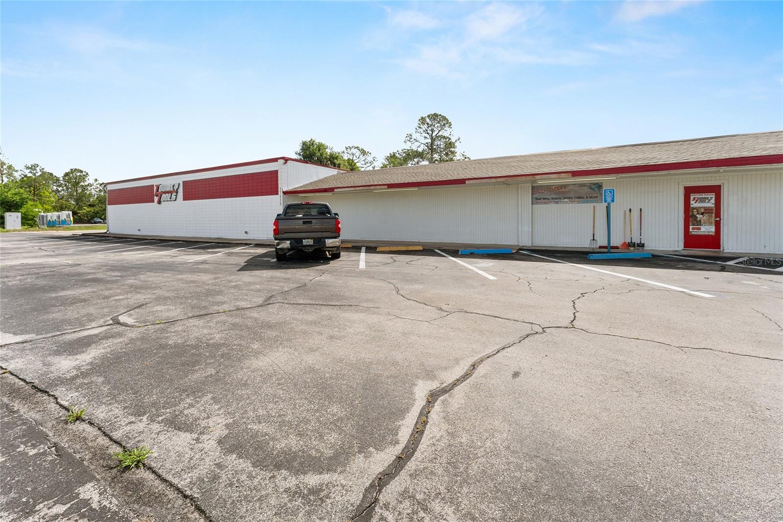 17313 NE US HWY 301, WALDO, FL, 32694