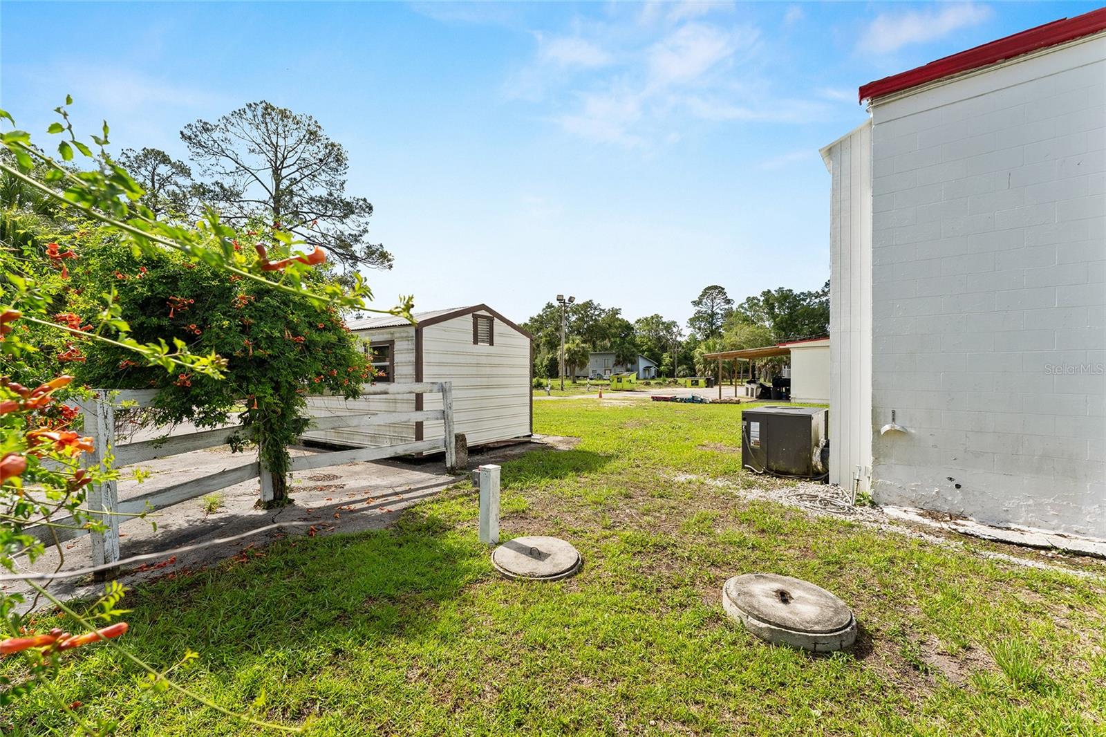 17313 NE US HWY 301, WALDO, FL, 32694