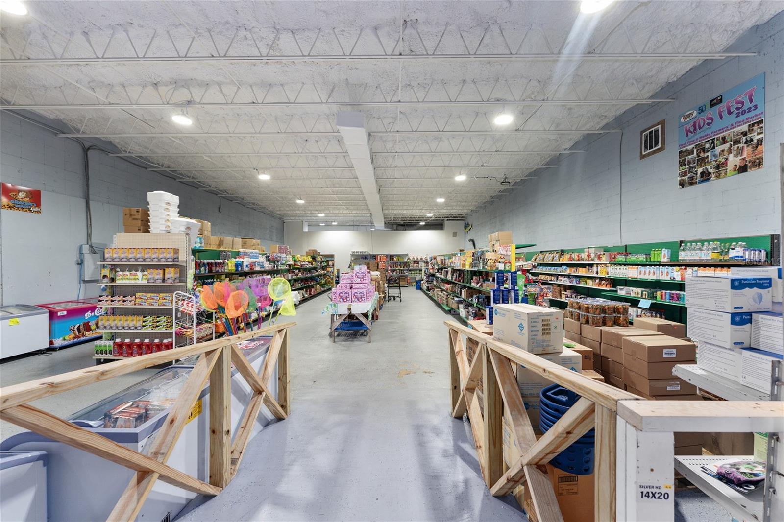 17313 NE US HWY 301, WALDO, FL, 32694