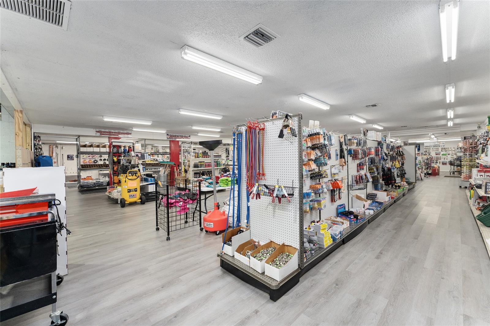 17313 NE US HWY 301, WALDO, FL, 32694