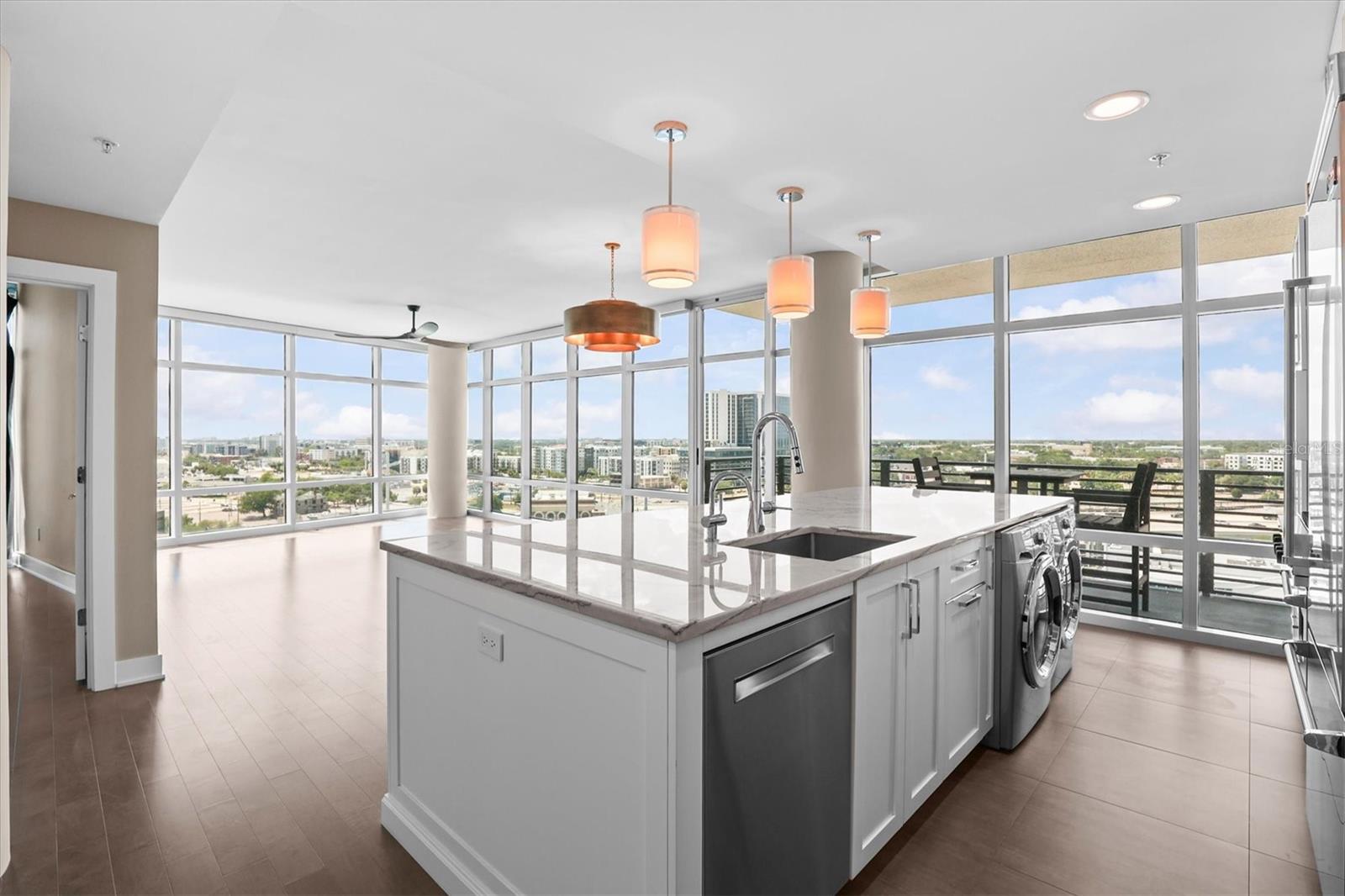1120 E KENNEDY BLVD #1216, TAMPA, FL, 33602