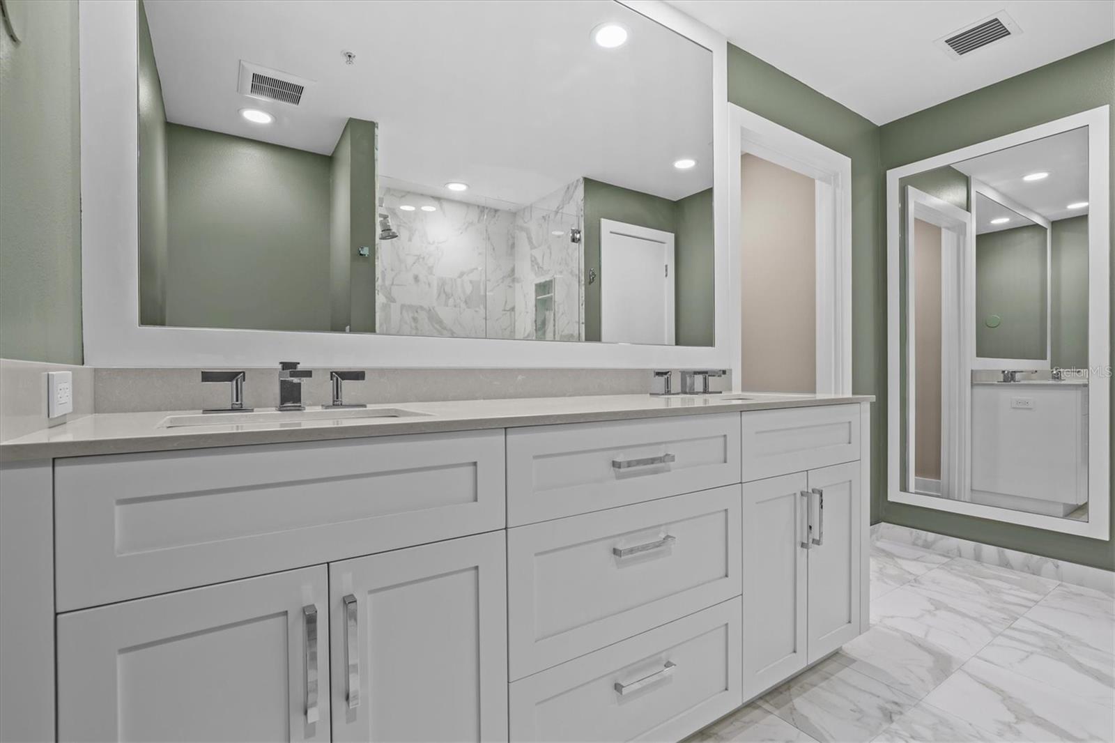 1120 E KENNEDY BLVD #1216, TAMPA, FL, 33602