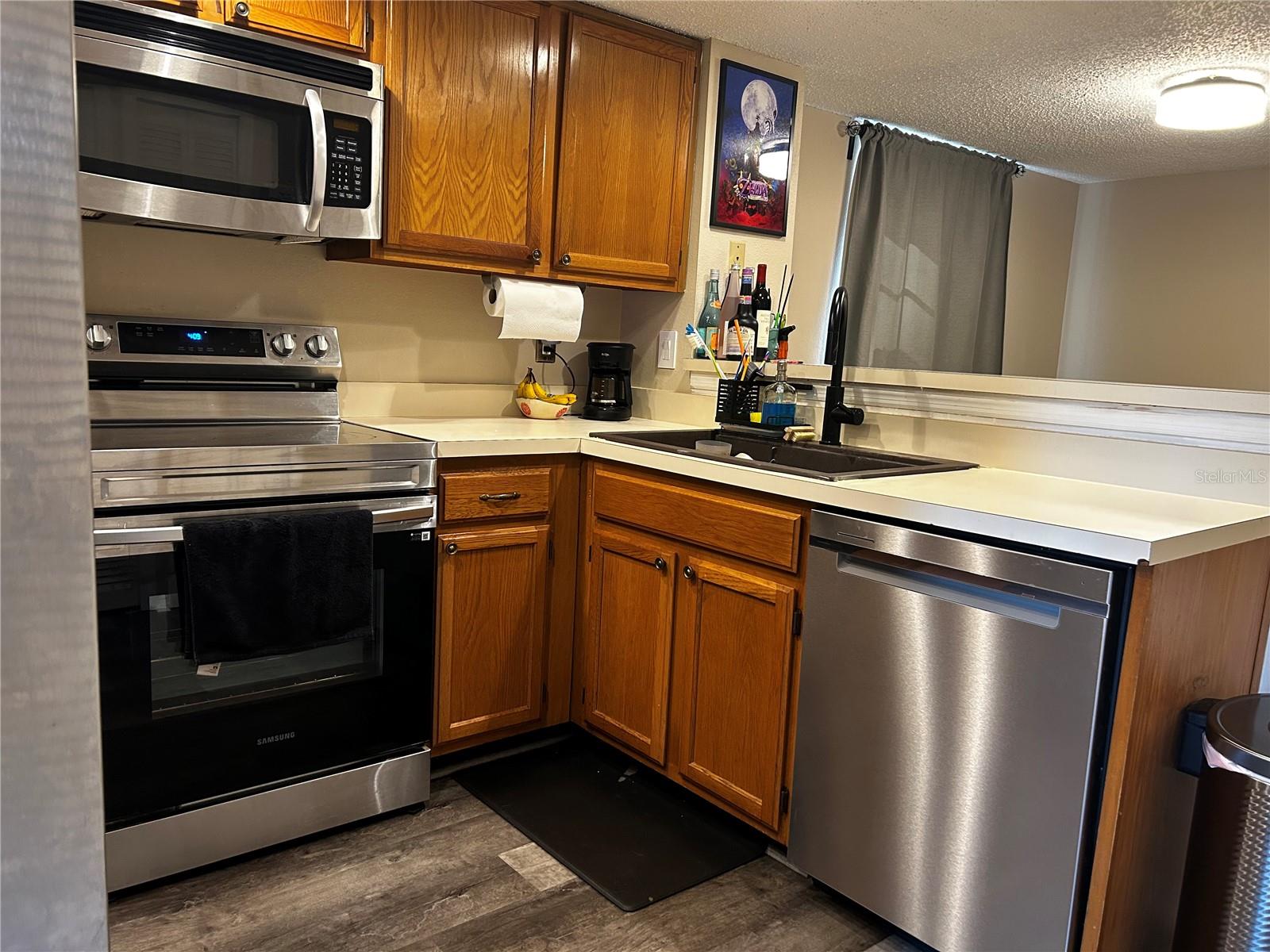 2118 FLETCHERS POINT CIR, TAMPA, FL, 33613