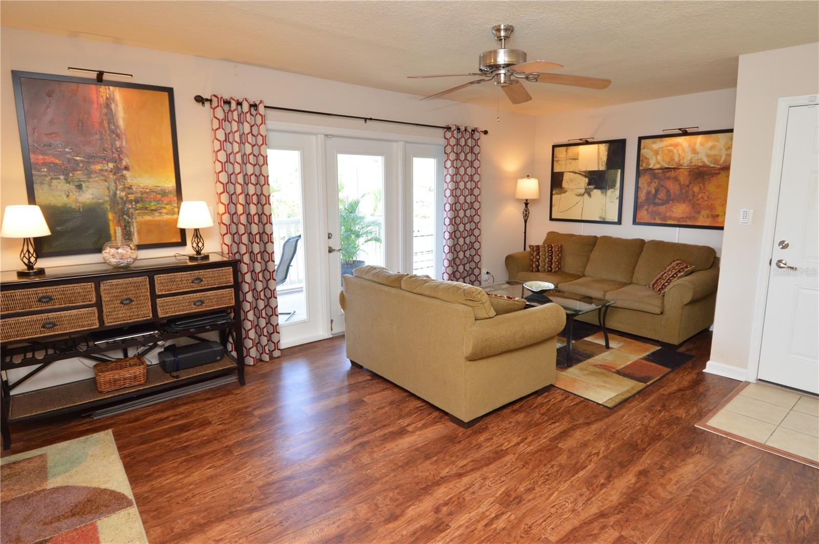 3889 POMPANO DR SE #C, ST PETERSBURG, FL, 33705