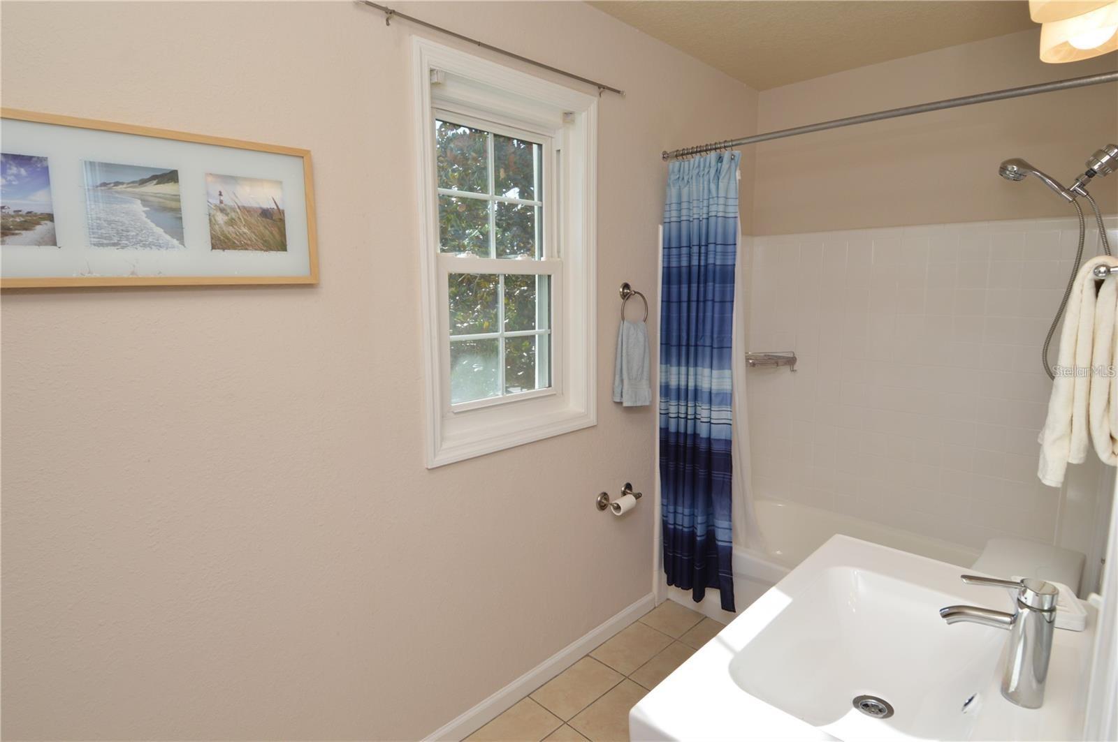 3889 POMPANO DR SE #C, ST PETERSBURG, FL, 33705