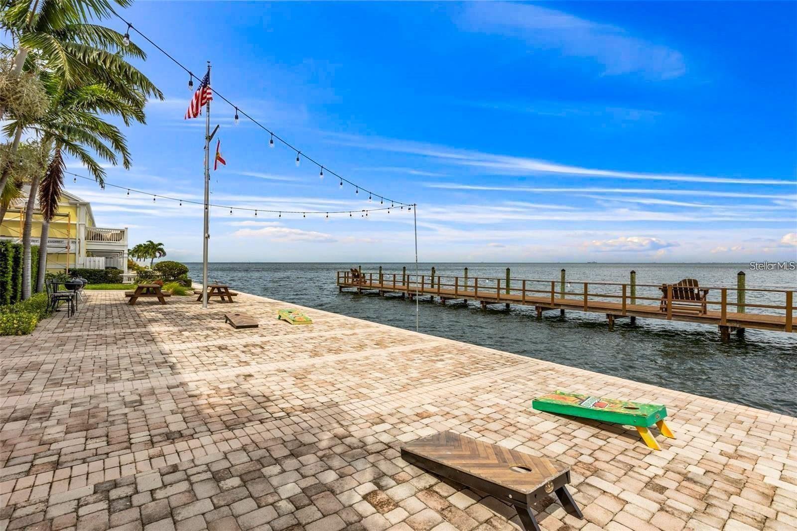3889 POMPANO DR SE #C, ST PETERSBURG, FL, 33705