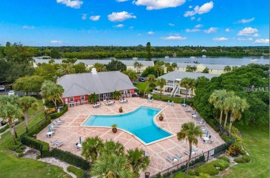 3889 POMPANO DR SE #C, ST PETERSBURG, FL, 33705