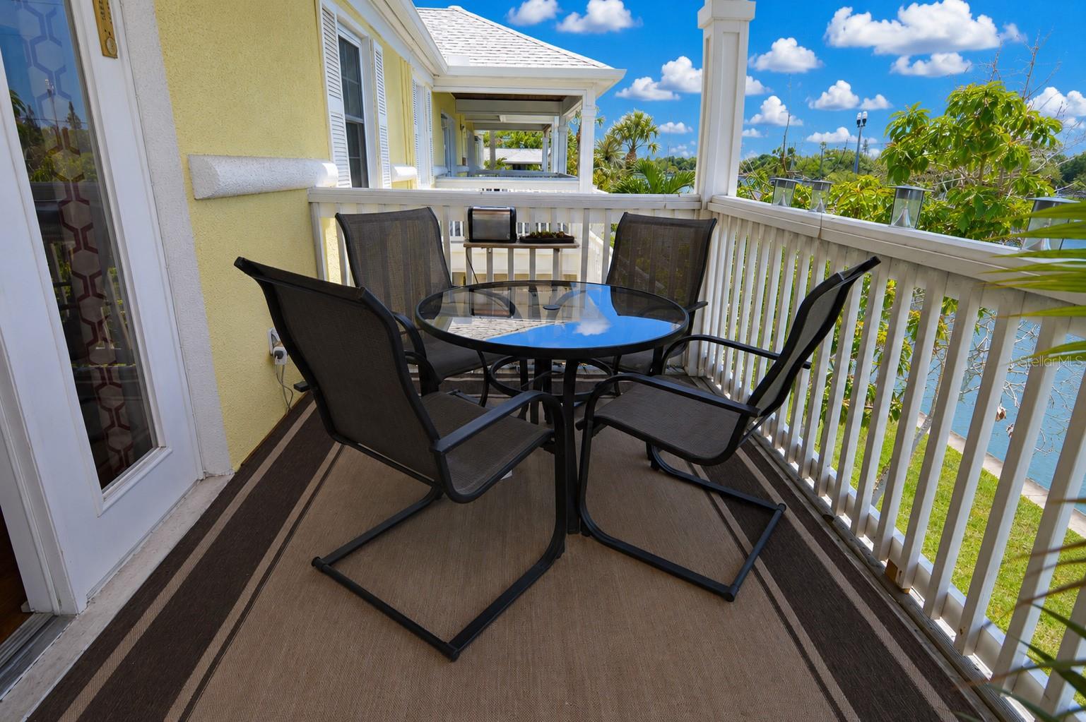 3889 POMPANO DR SE #C, ST PETERSBURG, FL, 33705