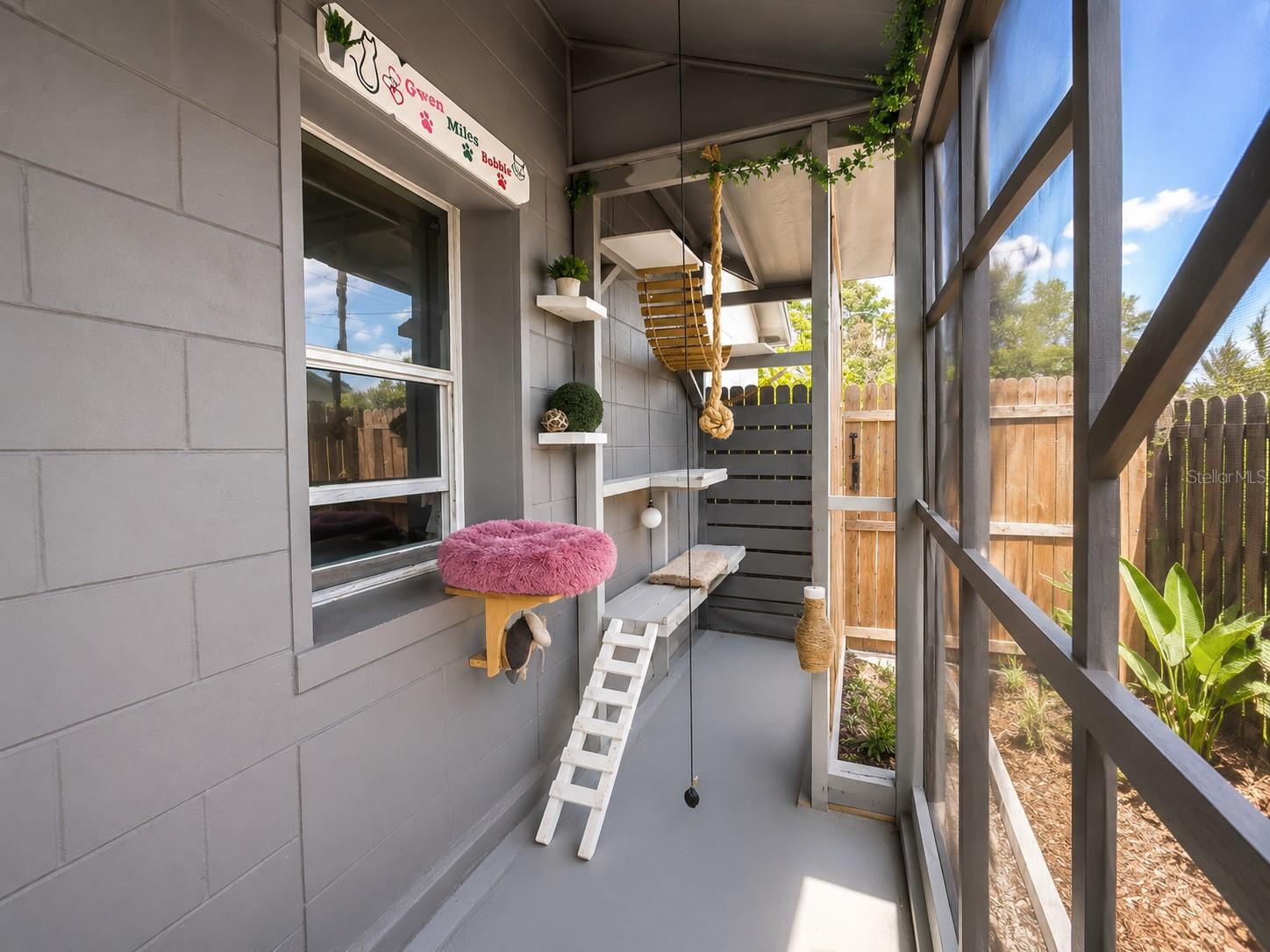 1050 BLACKWOOD ST, ALTAMONTE SPRINGS, FL, 32701