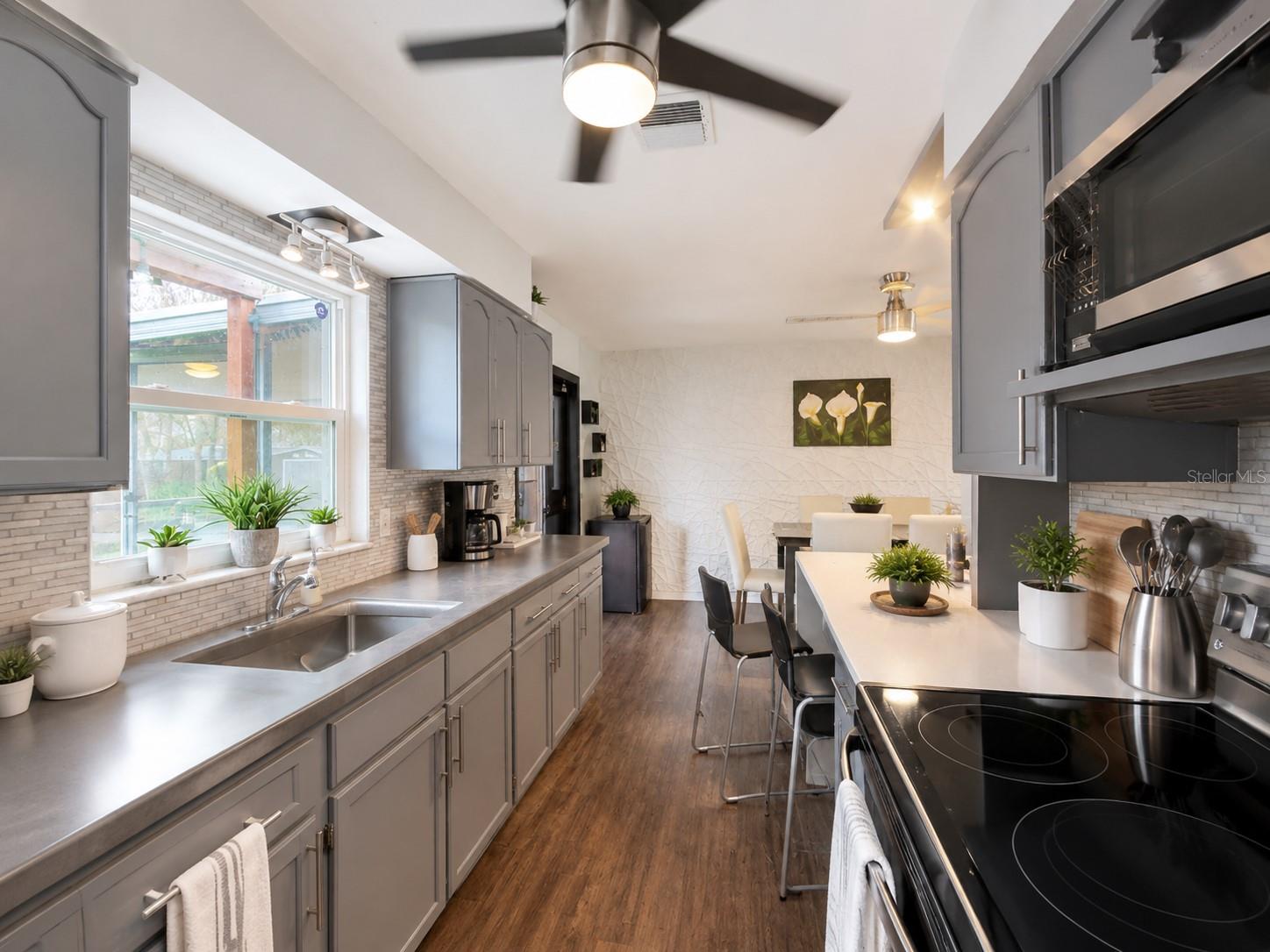 1050 BLACKWOOD ST, ALTAMONTE SPRINGS, FL, 32701