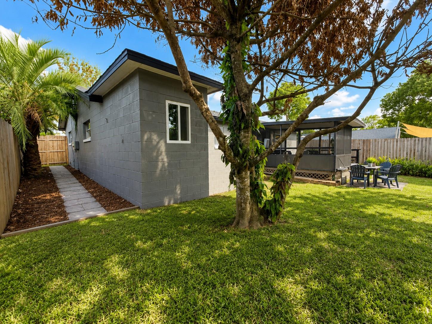 1050 BLACKWOOD ST, ALTAMONTE SPRINGS, FL, 32701