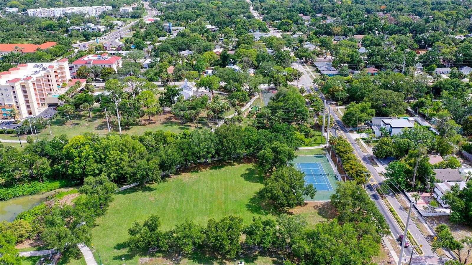 1268 11TH ST #2404, SARASOTA, FL, 34236
