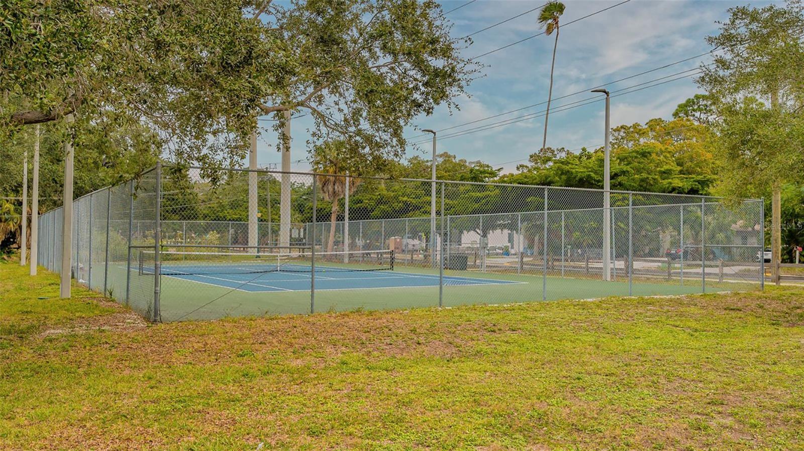 1268 11TH ST #2404, SARASOTA, FL, 34236