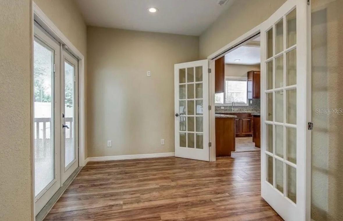 3625 E MOHAWK AVE, TAMPA, FL, 33610