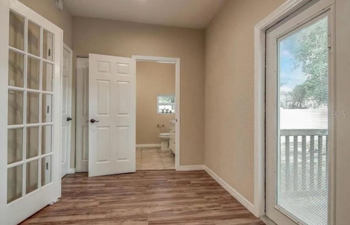 3625 E MOHAWK AVE, TAMPA, FL, 33610