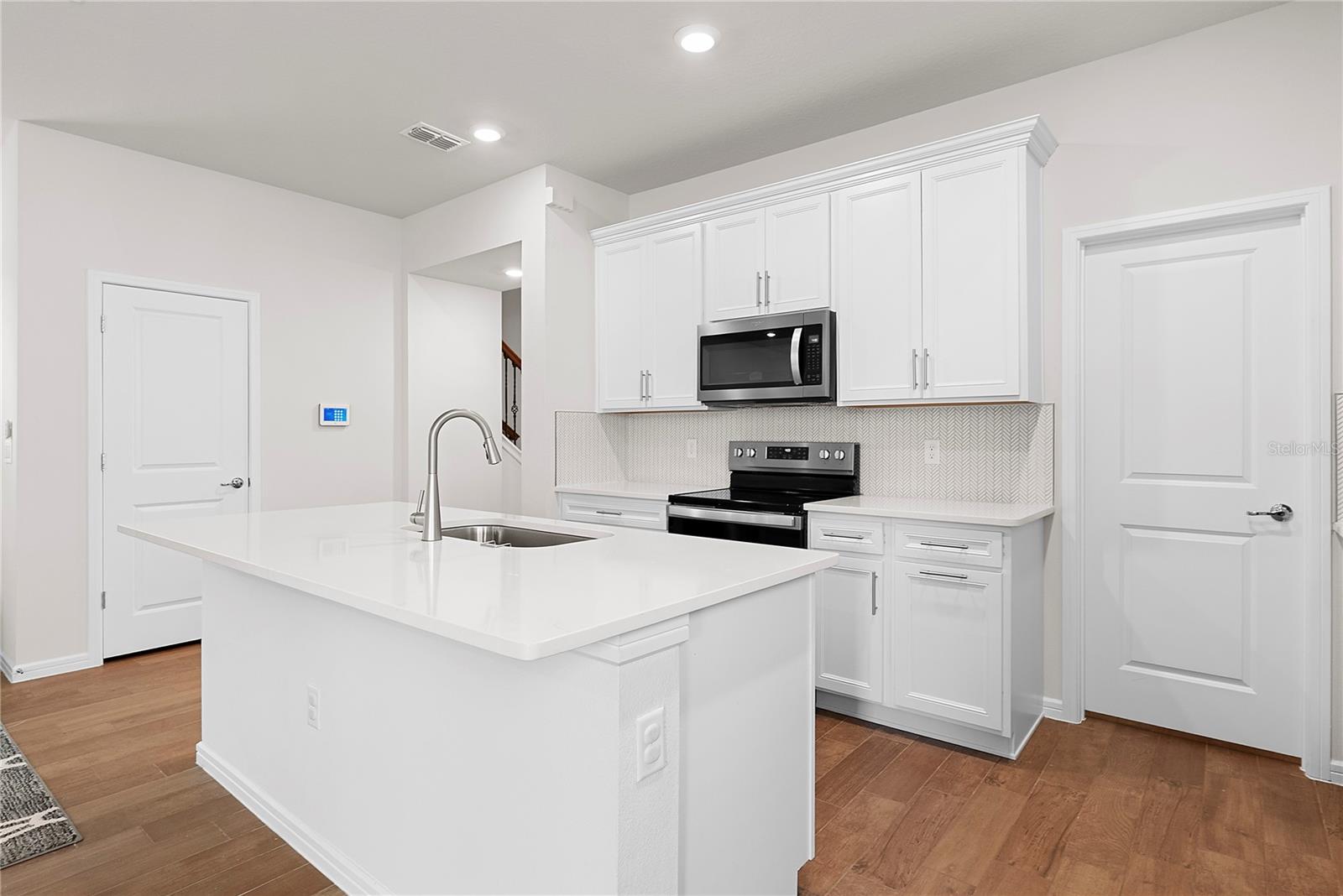 14250 LANIKAI BEACH DR, ORLANDO, FL, 32827