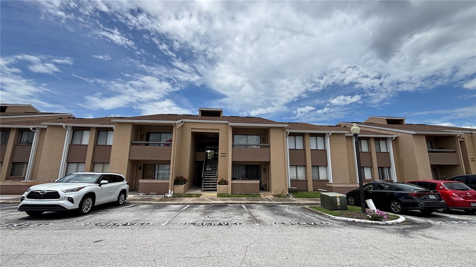 5169 VINELAND RD #B208, ORLANDO, FL, 32811