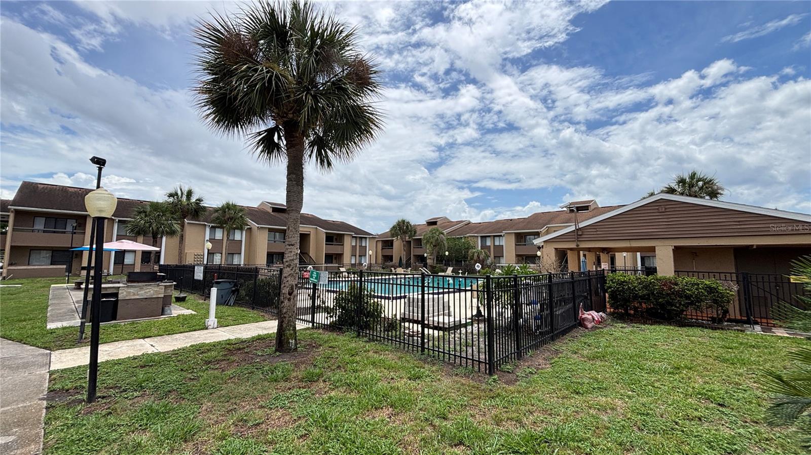 5169 VINELAND RD #B208, ORLANDO, FL, 32811