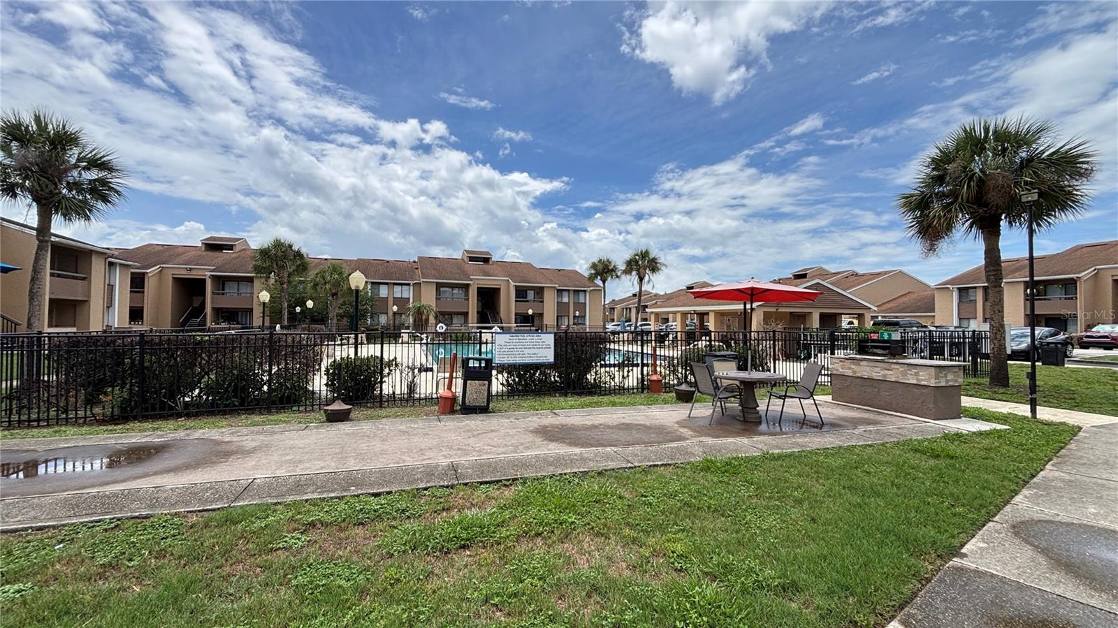 5169 VINELAND RD #B208, ORLANDO, FL, 32811