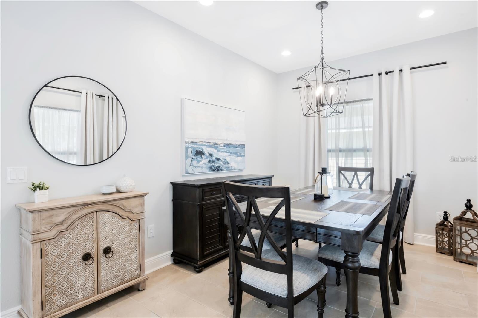 707 N DISSTON AVE, TARPON SPRINGS, FL, 34689