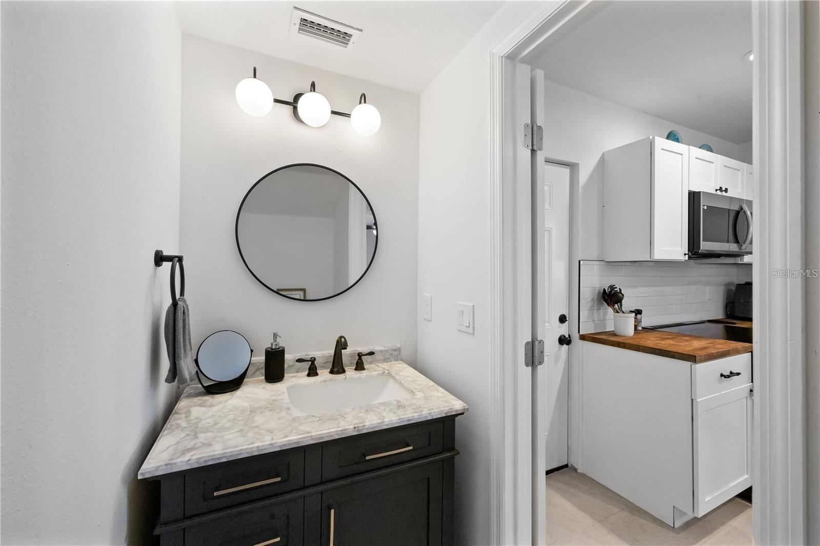 707 N DISSTON AVE, TARPON SPRINGS, FL, 34689