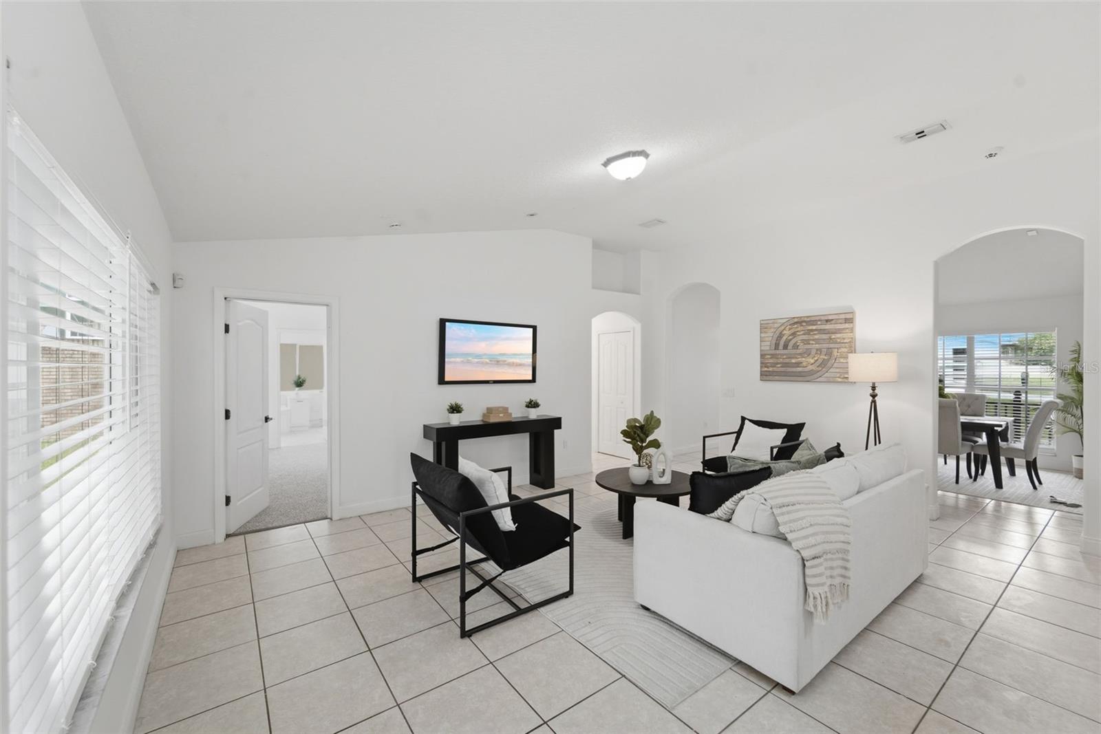 2068 DIXIE BELLE AVE, DELTONA, FL, 32725